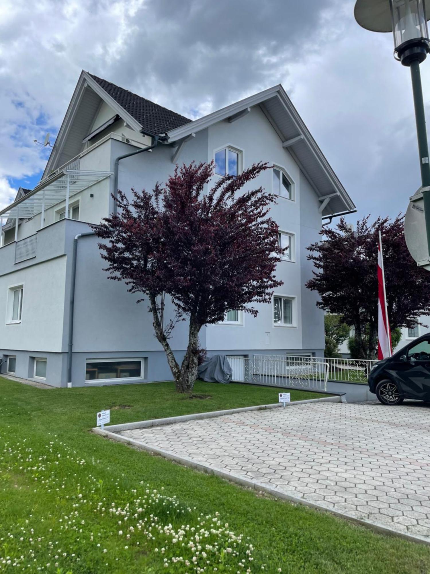 Superior-Apartment mit Pool und Seezugang Velden am Worthersee Ruang foto