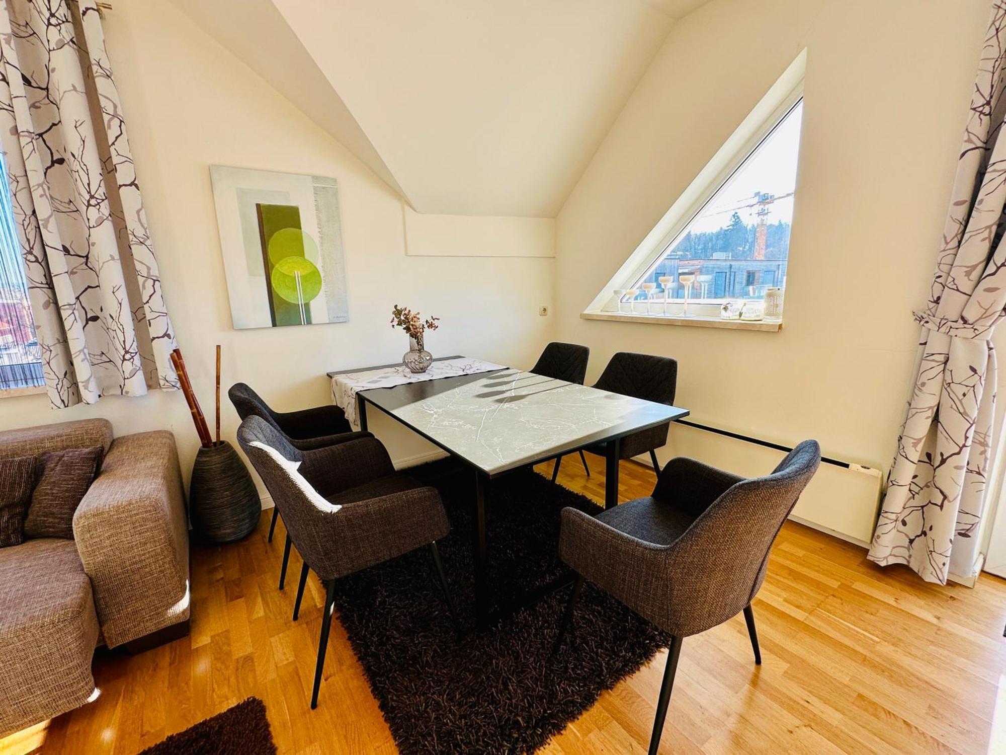 Superior-Apartment mit Pool und Seezugang Velden am Worthersee Bagian luar foto